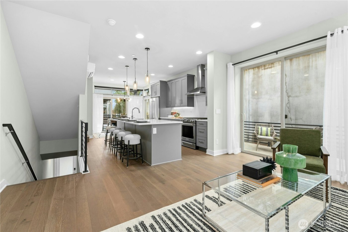 11416 117th Lane NE #E004, Kirkland, WA 98034