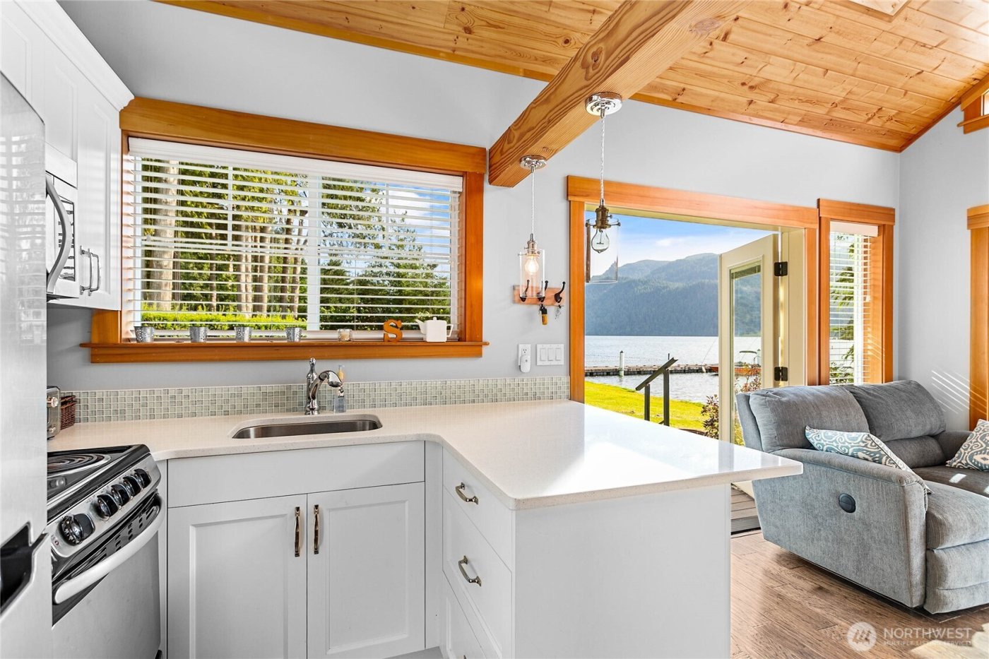 990 S Lake Whatcom Blvd #S, Sedro Woolley, WA 98284