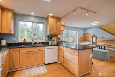 828 Ocean Avenue , Cosmopolis, WA 98595 - Photo 14