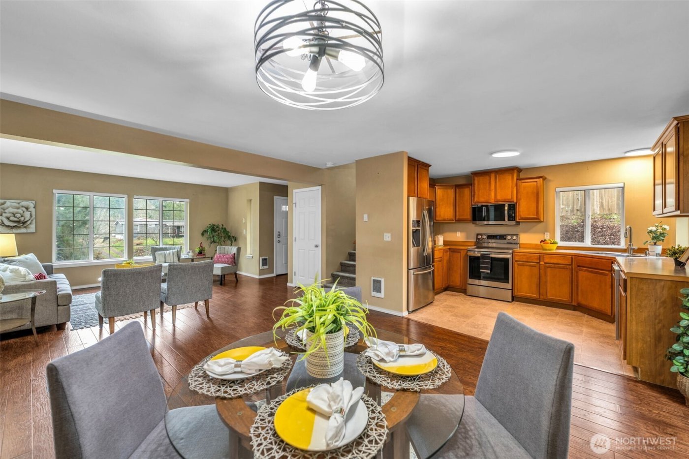 521 NE Matthew Drive , Belfair, WA 98528