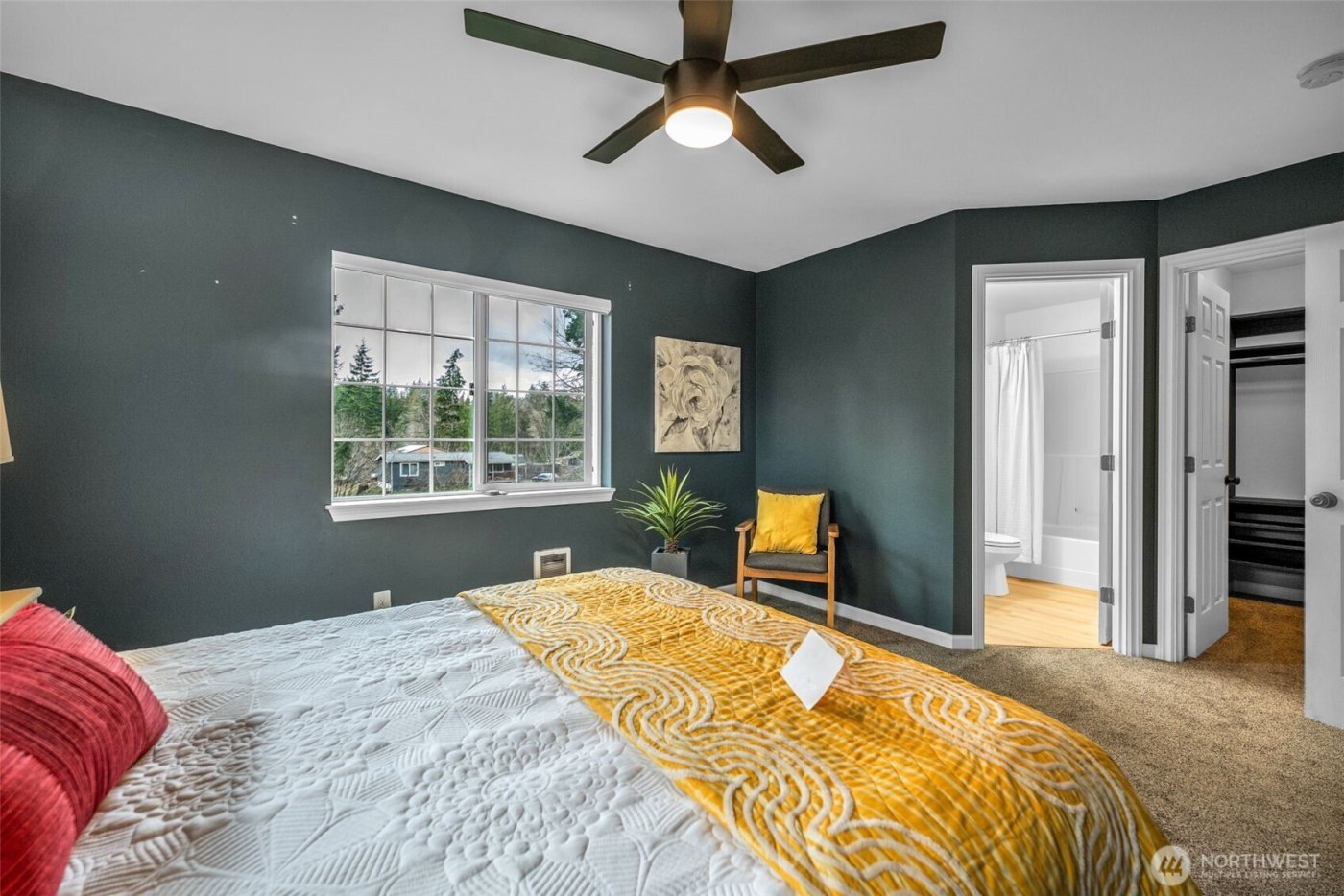 521 NE Matthew Drive , Belfair, WA 98528