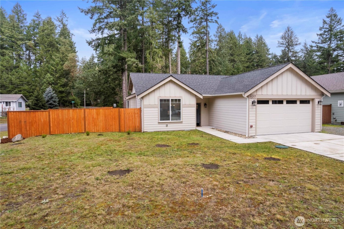 11217 Country Club Place , Anderson Island, WA 98303-8630