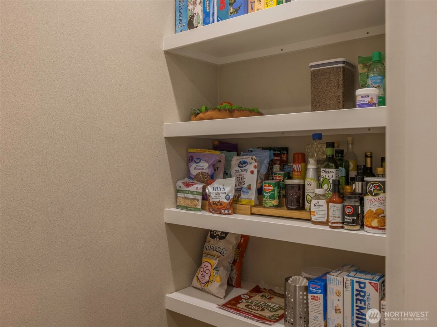 1934 W 8th Street , Port Angeles, WA 98363