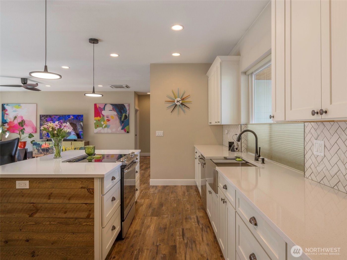 1934 W 8th Street , Port Angeles, WA 98363