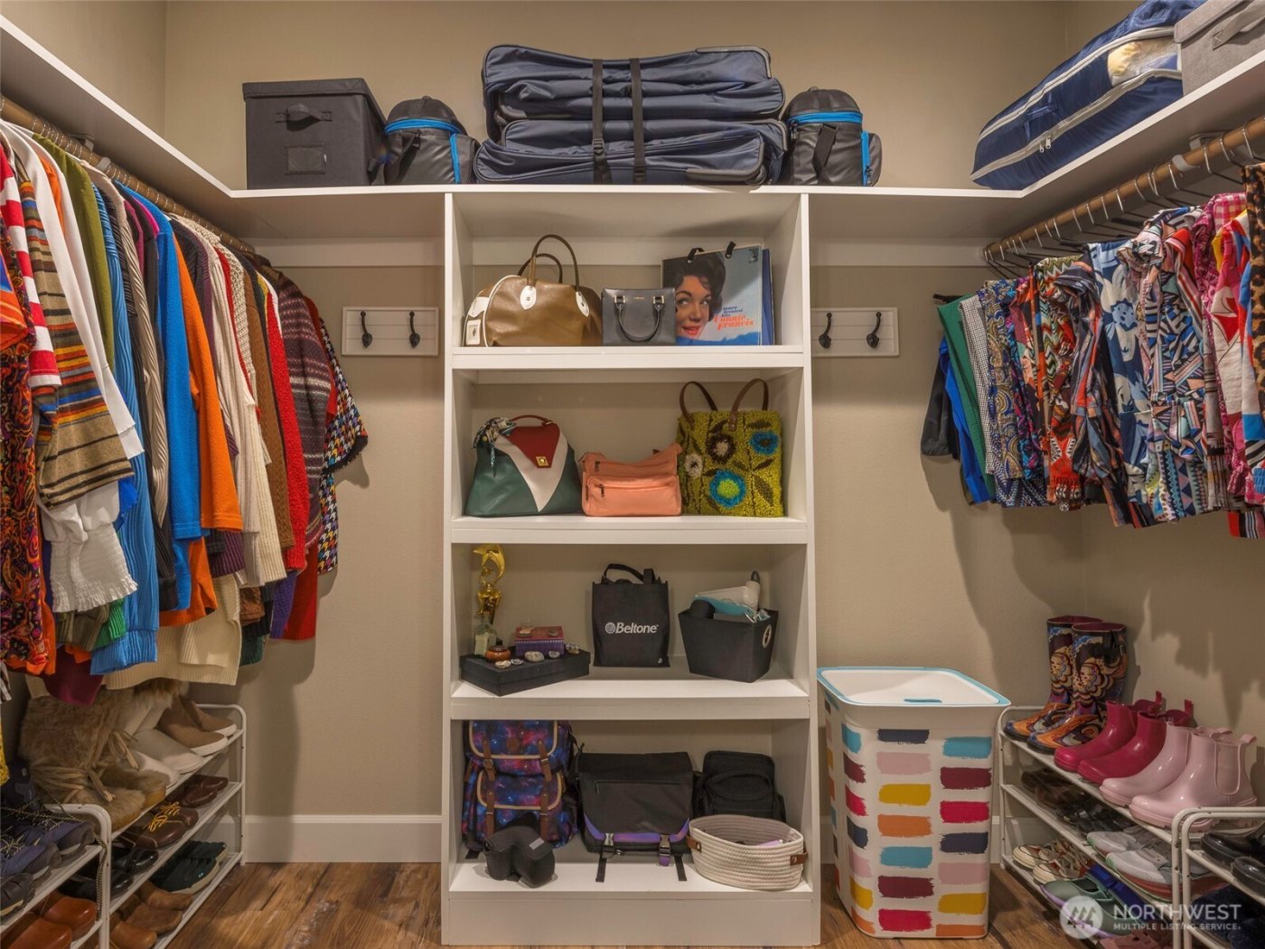 1934 W 8th Street , Port Angeles, WA 98363