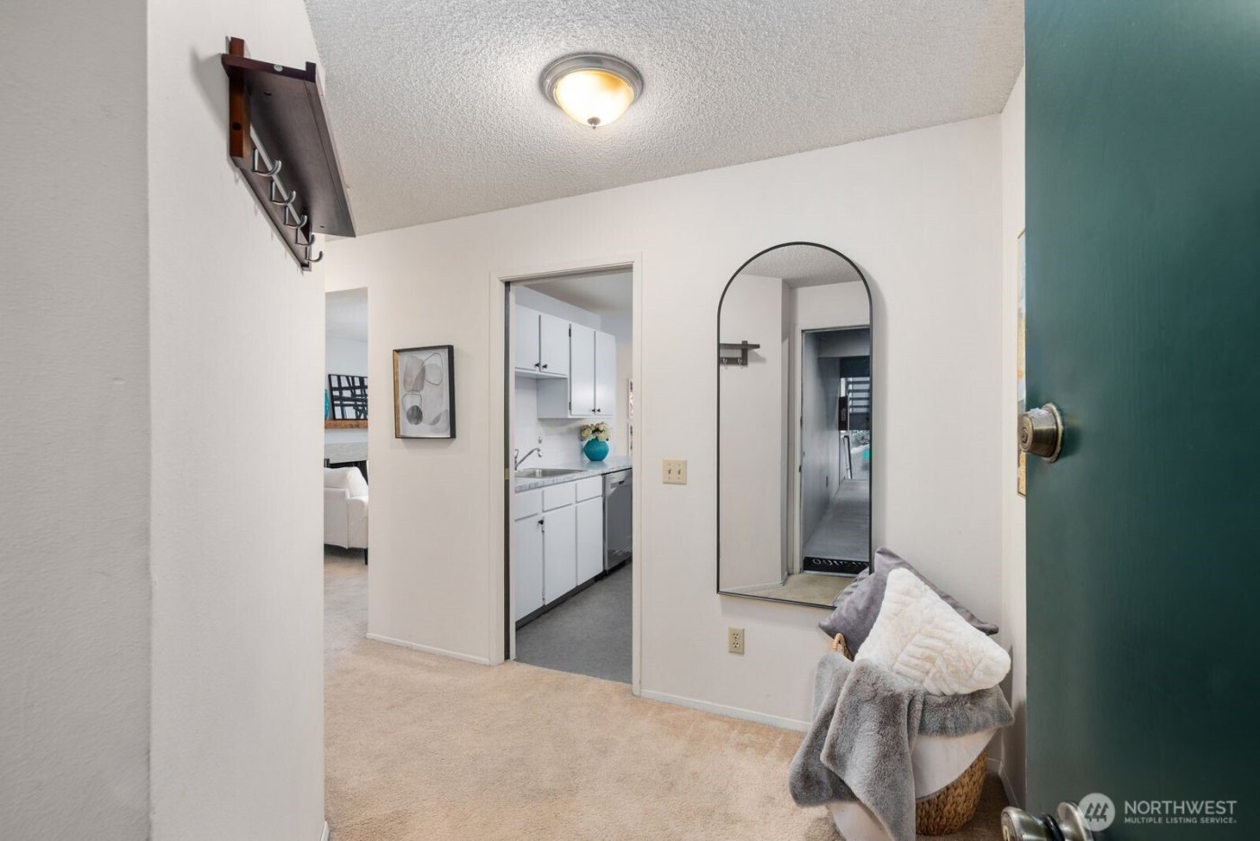 13741 15th Avenue NE #C3, Seattle, WA 98125