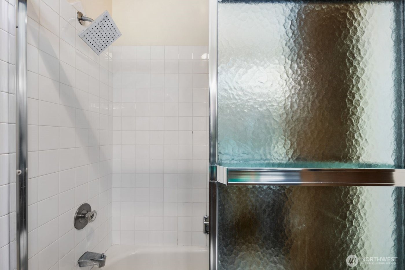 13741 15th Avenue NE #C3, Seattle, WA 98125