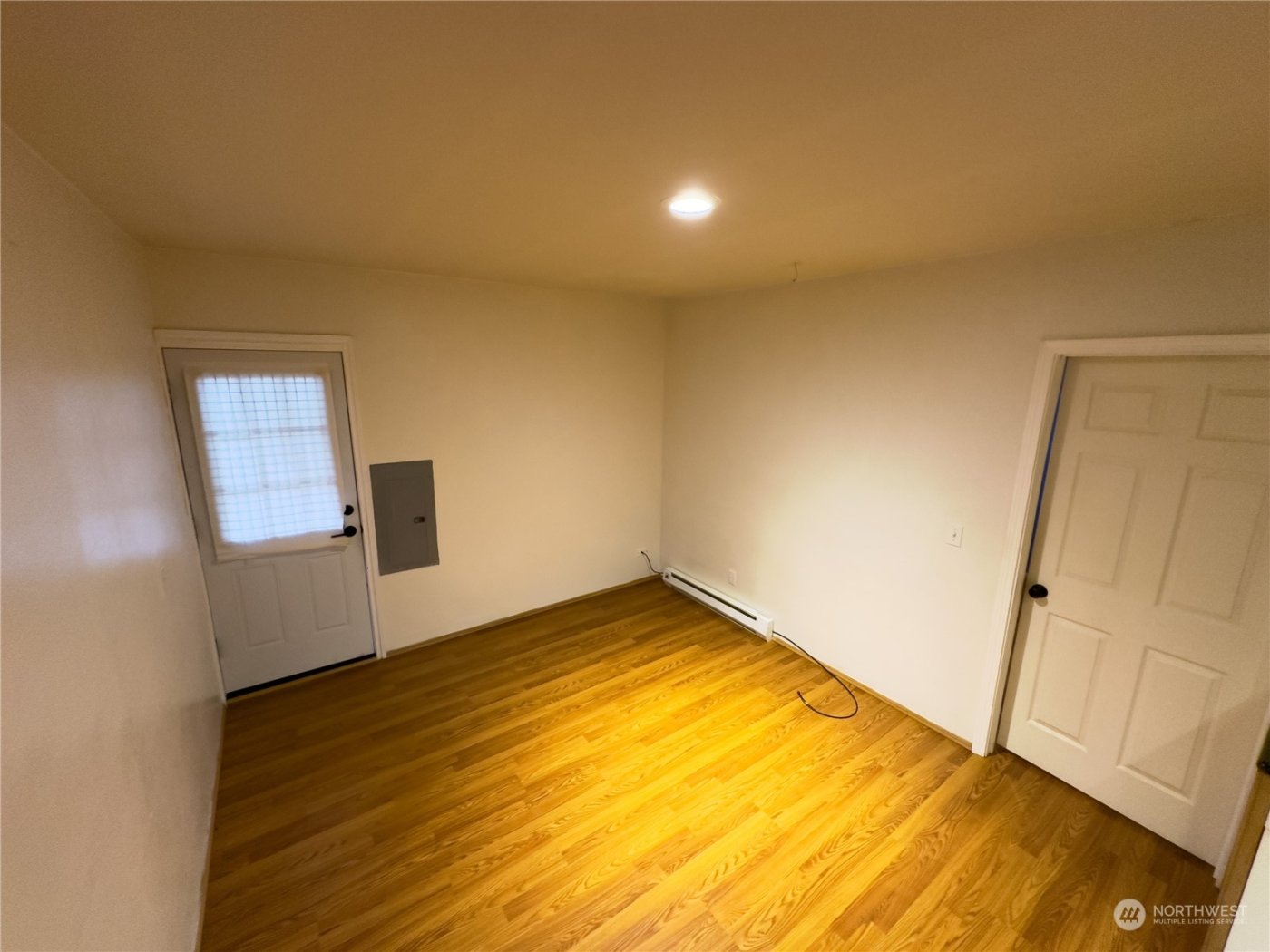977 Graham Avenue NE, Renton, WA 98059