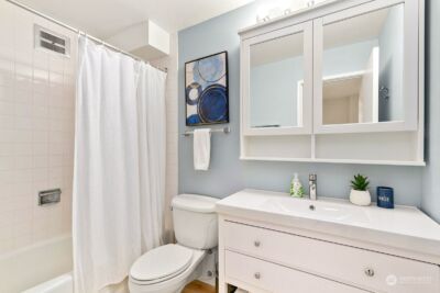 521 5th Avenue W #103, Seattle, WA 98119 - Photo 16