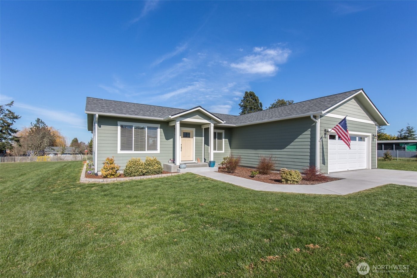 41 Victoria View Street , Sequim, WA 98382
