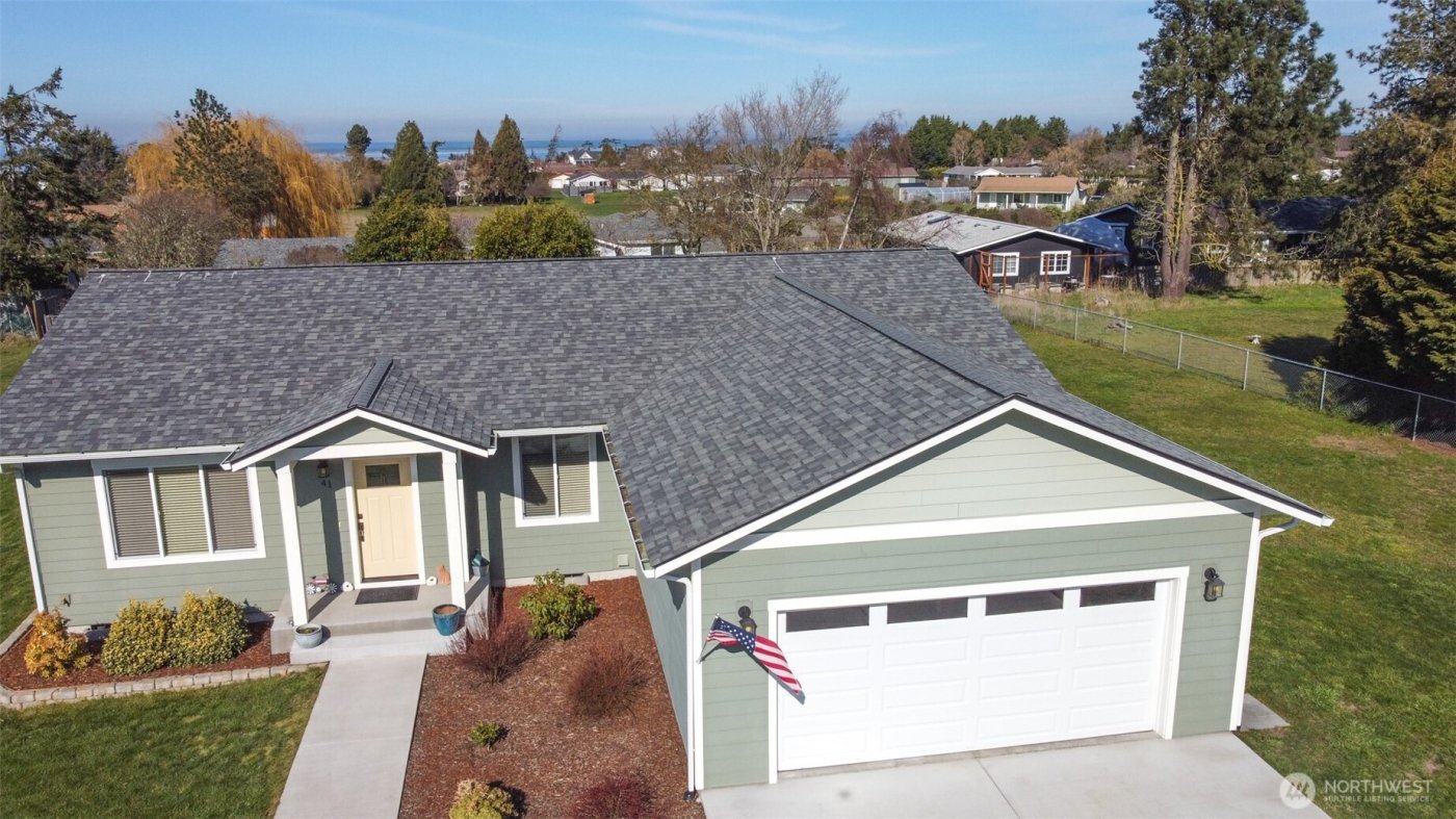 41 Victoria View Street , Sequim, WA 98382