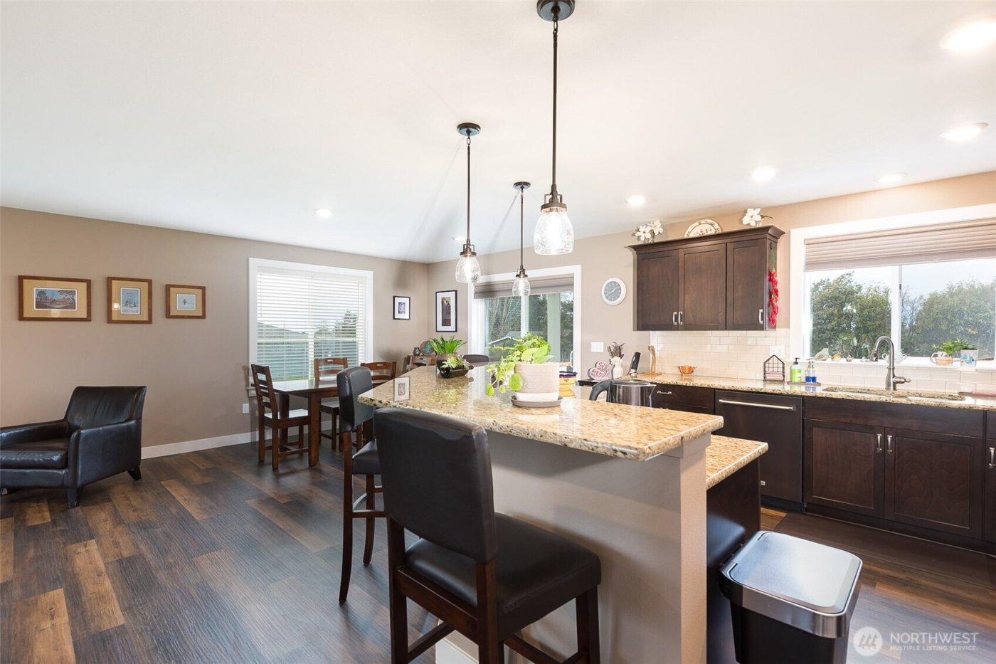 41 Victoria View Street , Sequim, WA 98382