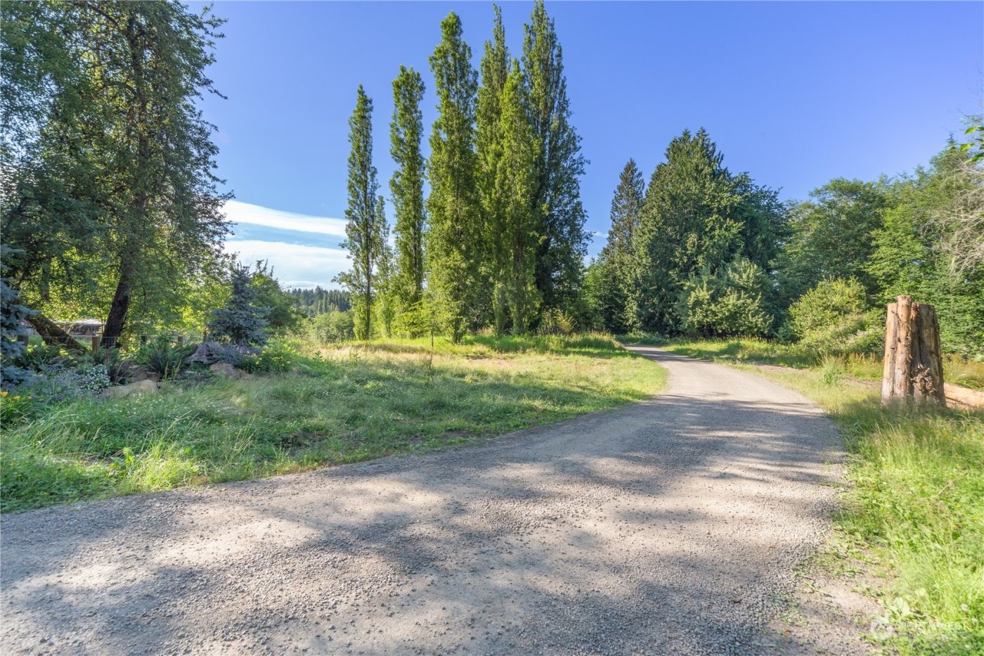 305 NE Waaga Way , Bremerton, WA 98311