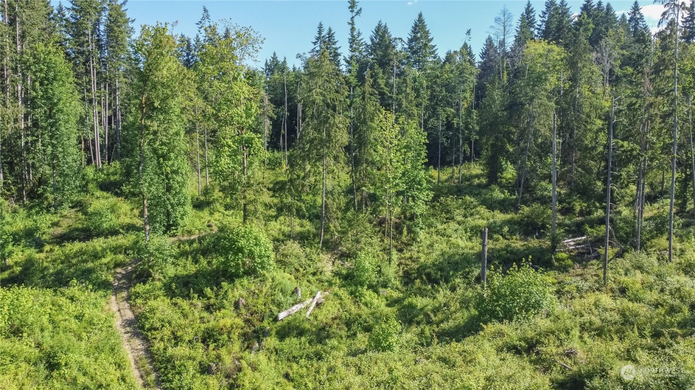 305 NE Waaga Way , Bremerton, WA 98311