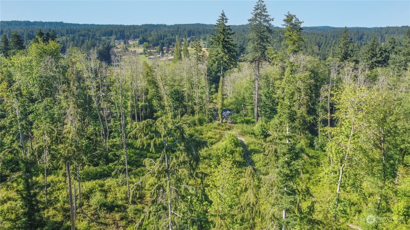 305 NE Waaga Way , Bremerton, WA 98311