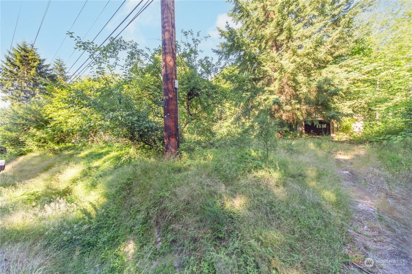 305 NE Waaga Way , Bremerton, WA 98311