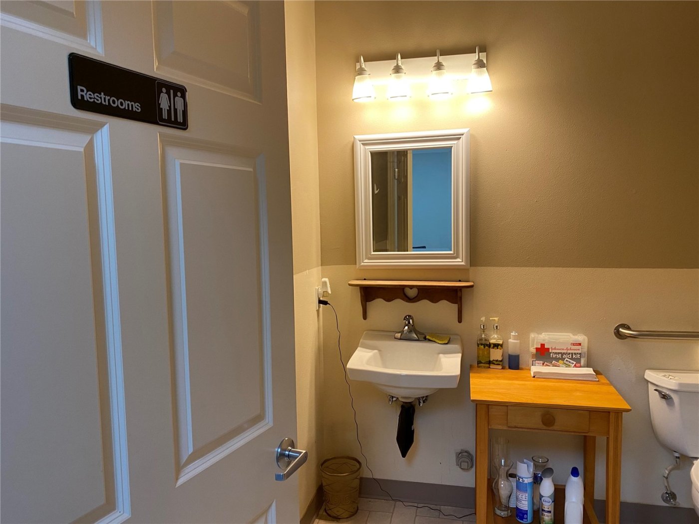 212 W Winesap Road #104, Bothell, WA 98012