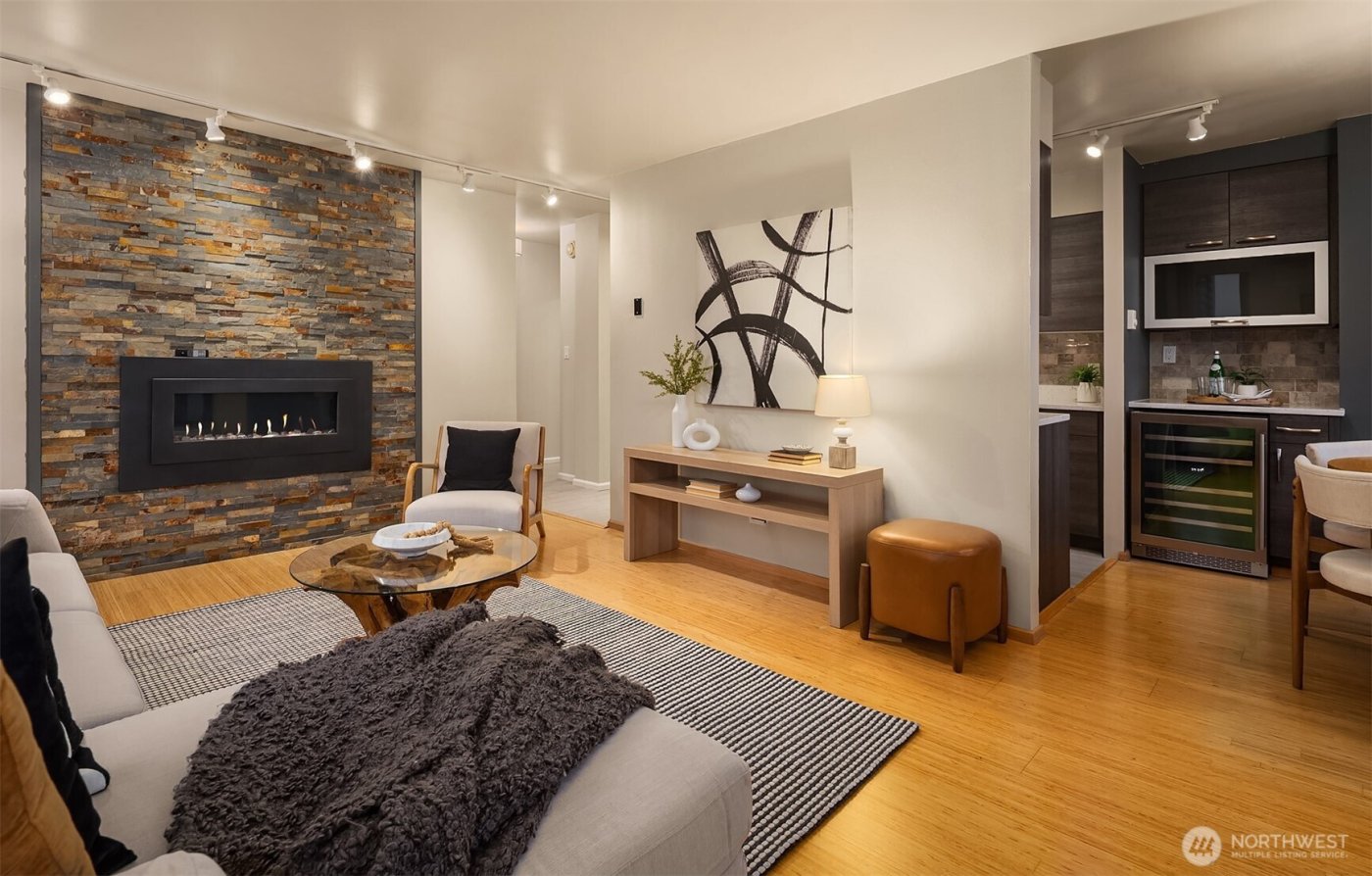 2100 3rd Avenue #1703, Seattle, WA 98121