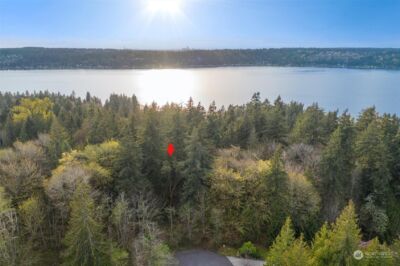 19700 SE 17th Street , Sammamish, WA 98075 - Photo 2