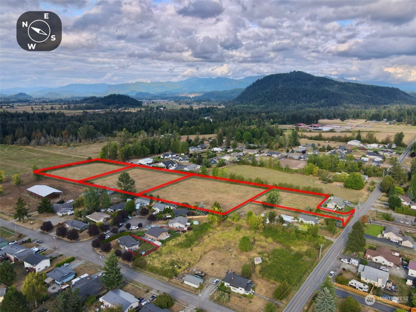 1684 Collins Road , Buckley, WA 98321