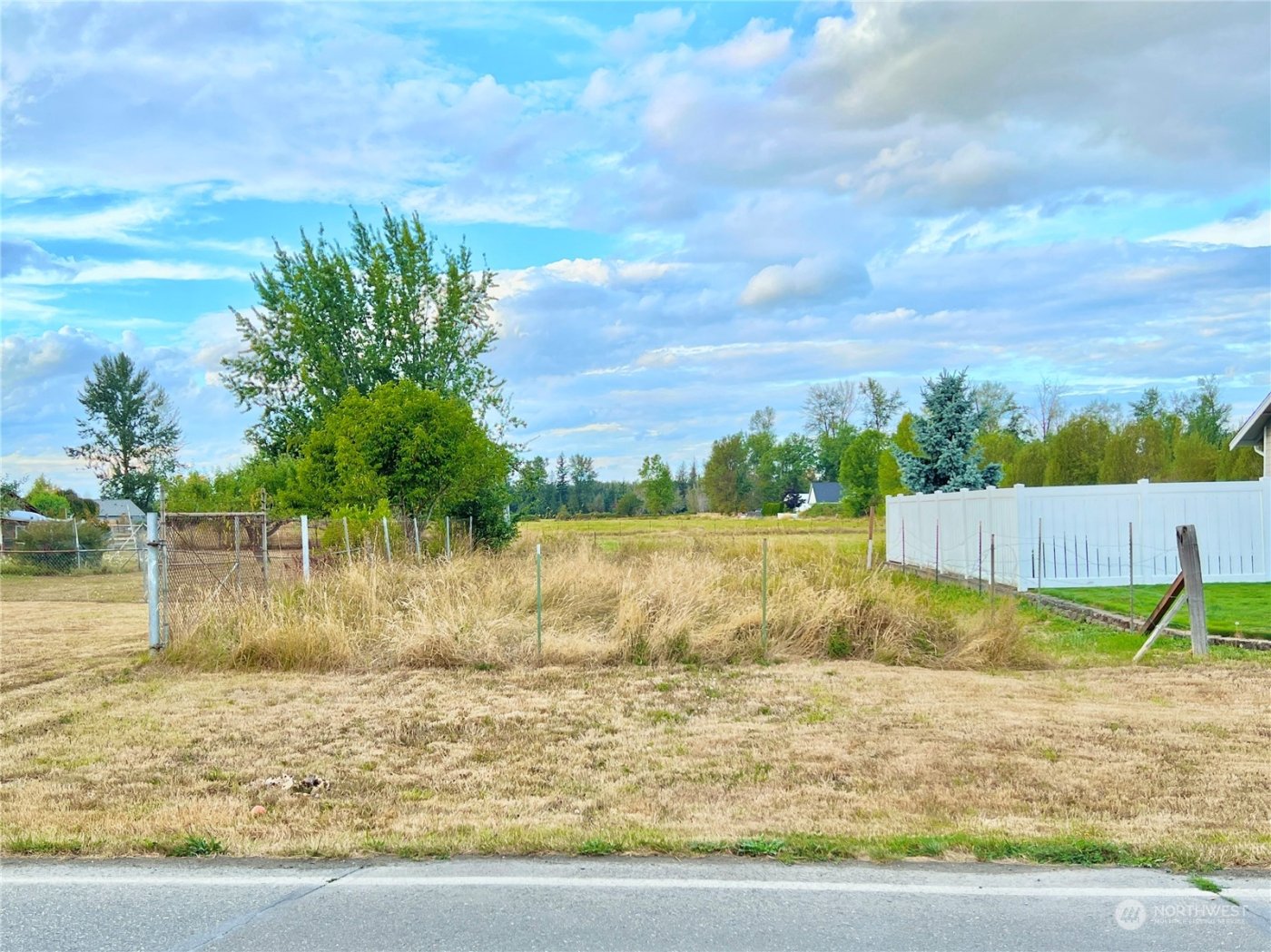 1684 Collins Road , Buckley, WA 98321