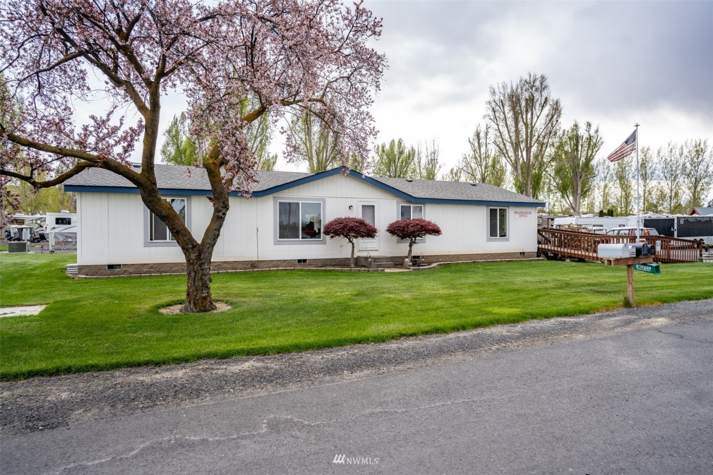 6897 E Highway 262 , Othello, WA 99344