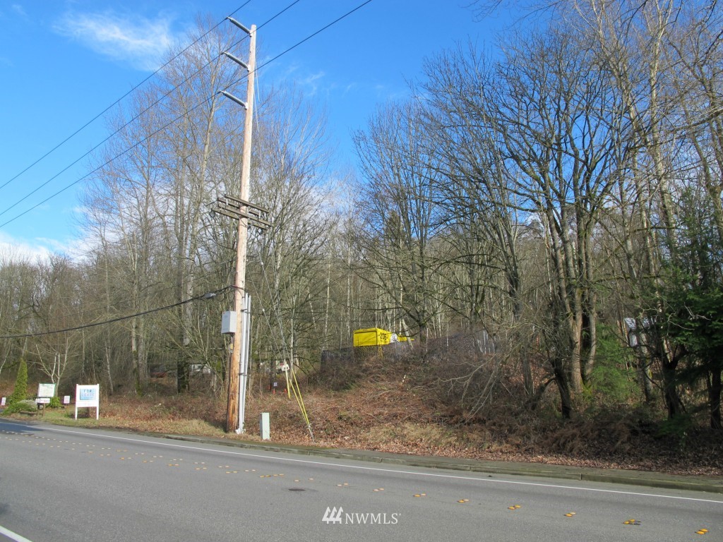 2457 Kamber Road , Bellevue, WA 98007