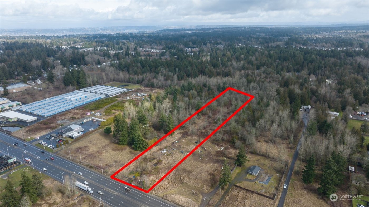 13305 Canyon Road E, Puyallup, WA 98373-5193