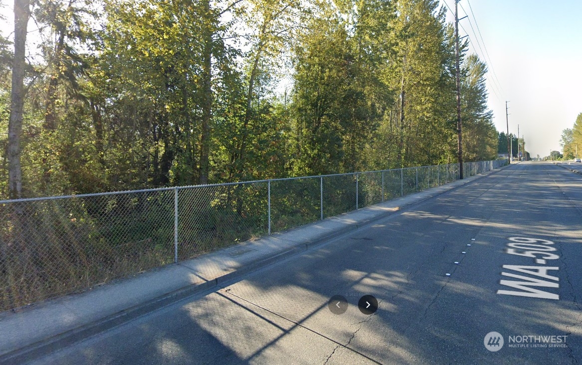 26505 Pacific Highway S, Des Moines, WA 98198