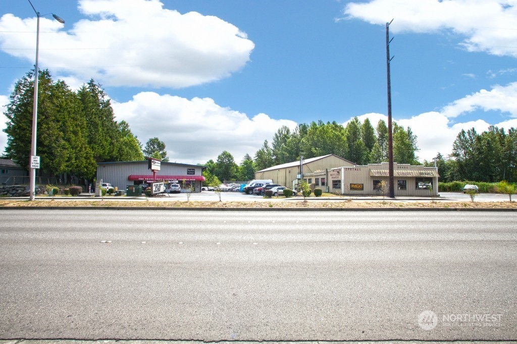 26505 Pacific Highway S, Des Moines, WA 98198