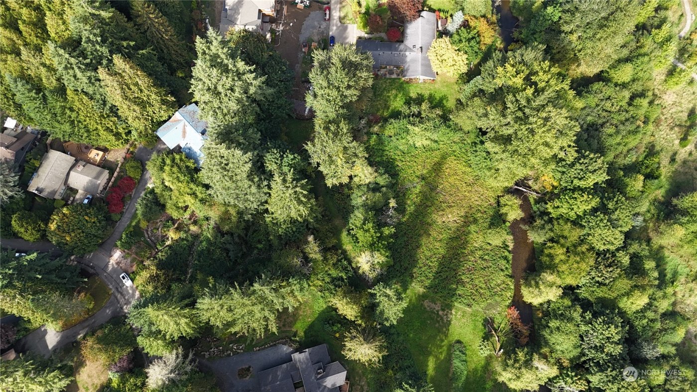 1560 Sycamore Drive SE, Issaquah, WA 98027