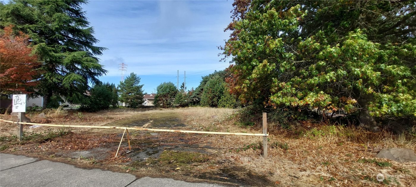 2636 N Narrows Drive , Tacoma, WA 98407