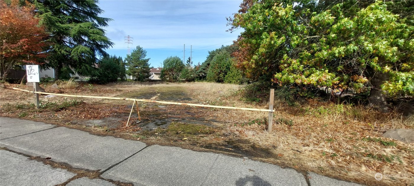 2630 N Narrows Drive , Tacoma, WA 98407