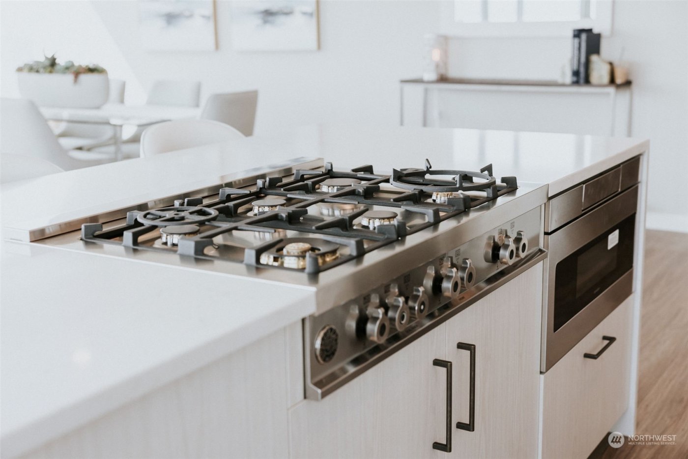 1340 4th Avenue #5706, Seattle, WA 98101