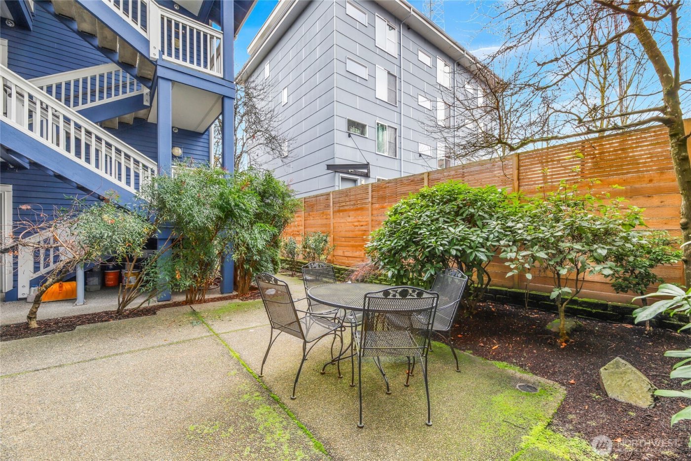 1709 18th Avenue #302, Seattle, WA 98122-7005