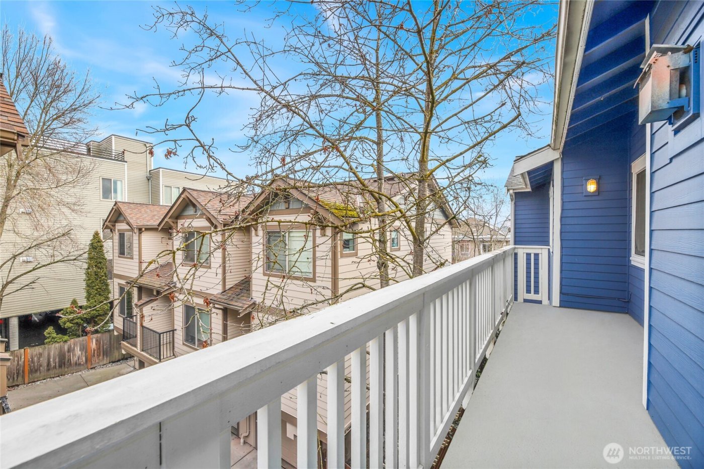 1709 18th Avenue #302, Seattle, WA 98122-7005