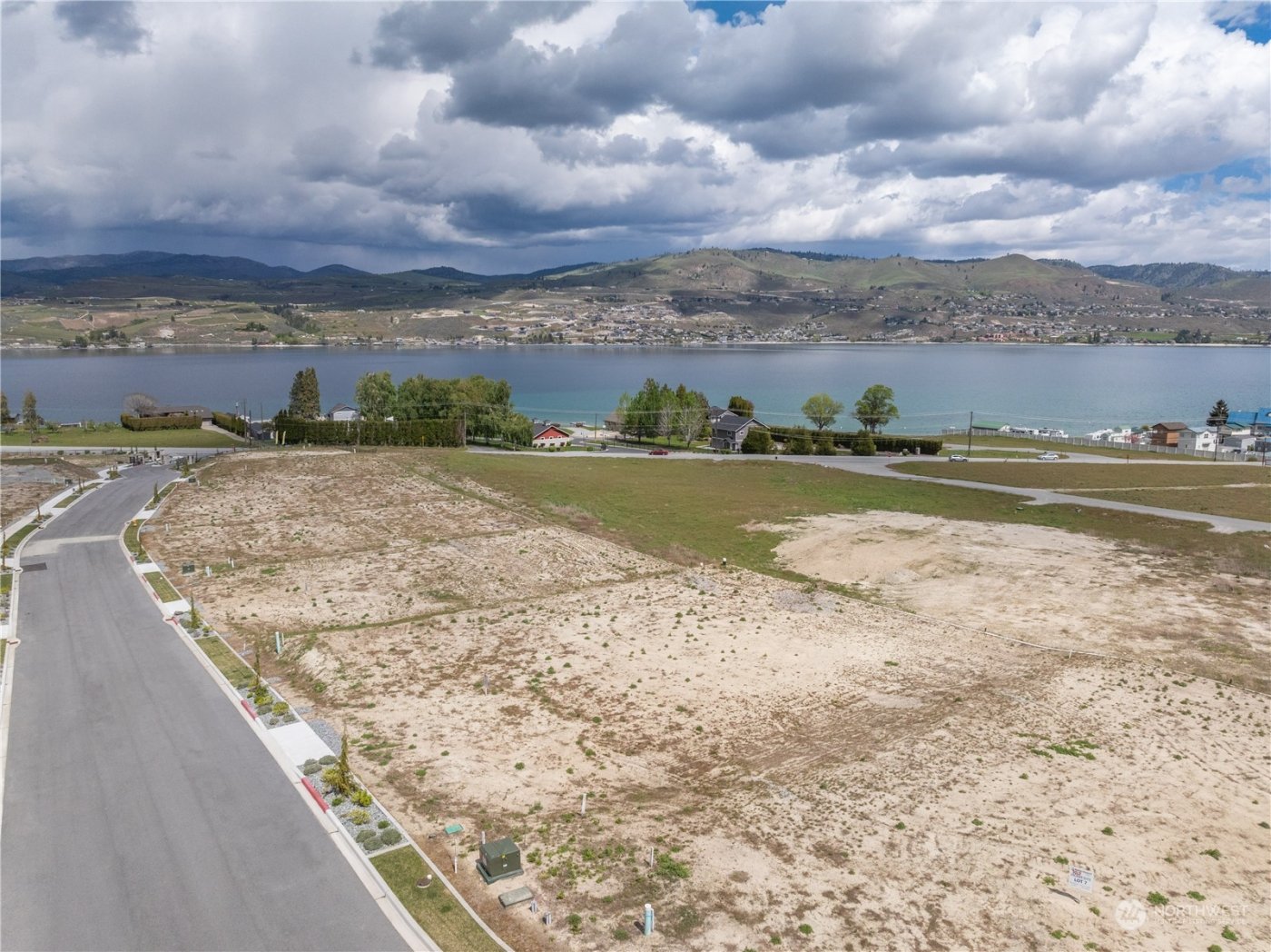 178 Loretta Lane , Chelan, WA 98816