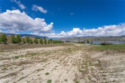 48 Loretta Lane , Chelan, WA 98816