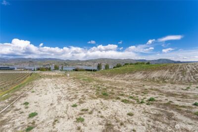 48 Loretta Lane , Chelan, WA 98816 - Photo 2