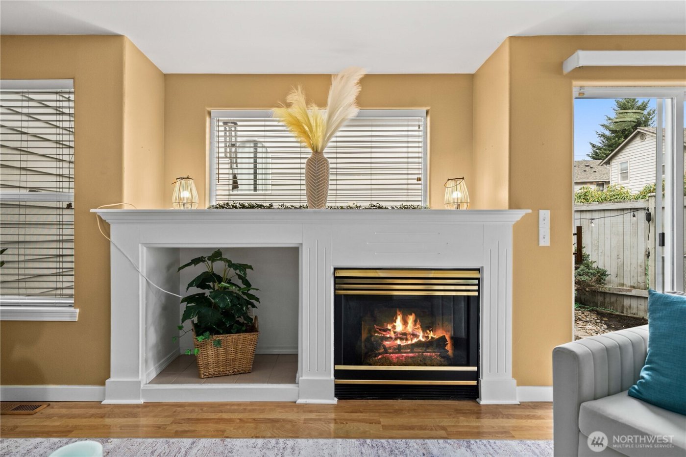 730 112th Street SW #F6, Everett, WA 98204