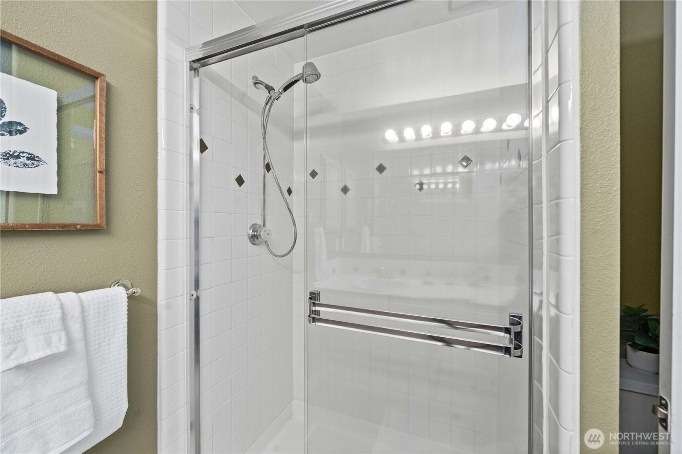 730 112th Street SW #F6, Everett, WA 98204