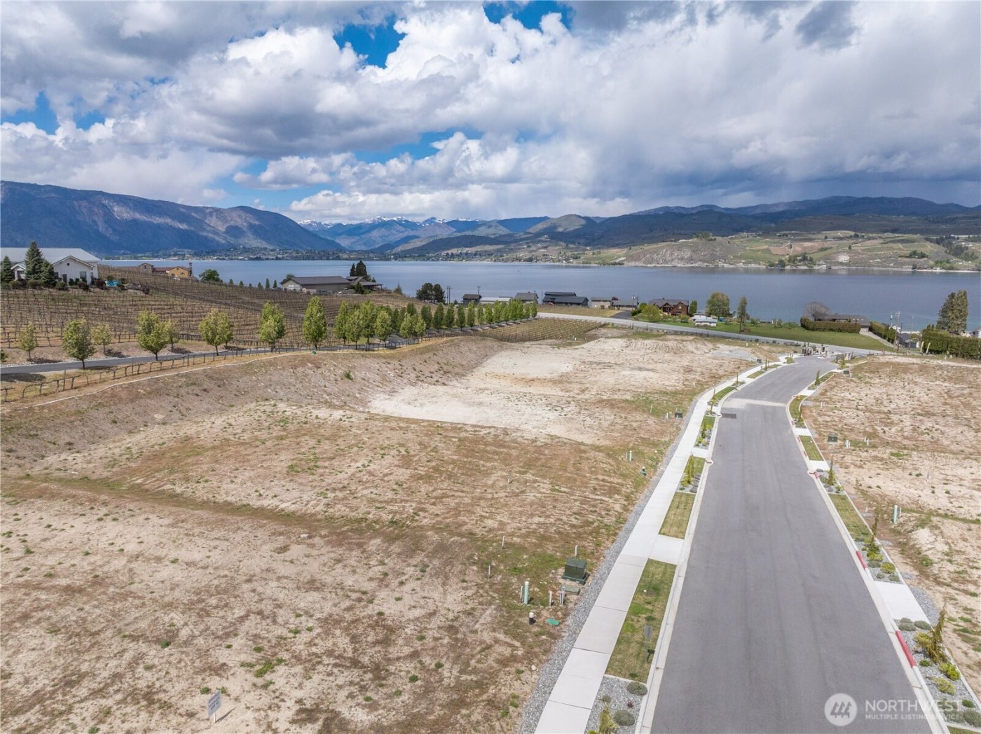 144 Loretta Lane , Chelan, WA 98816