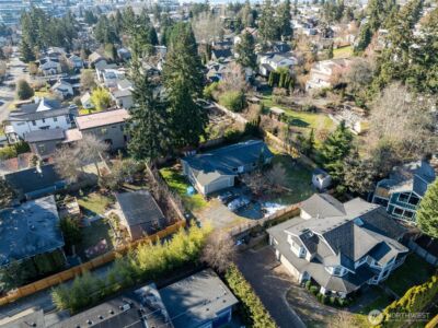 1043 5th Street , Kirkland, WA 98033