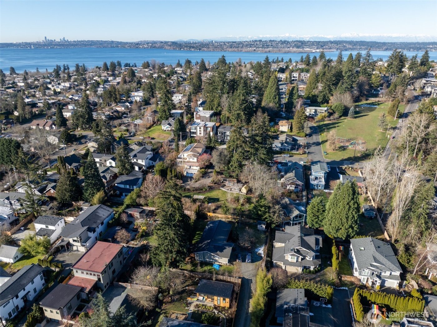 1043 5th Street , Kirkland, WA 98033