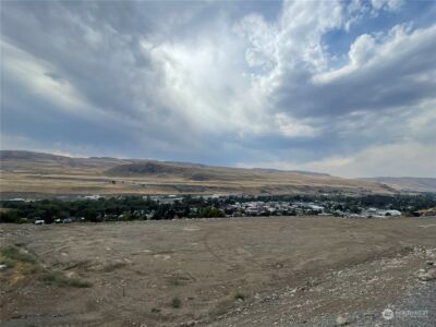 9 Parks Drive , Okanogan, WA 98840-0000