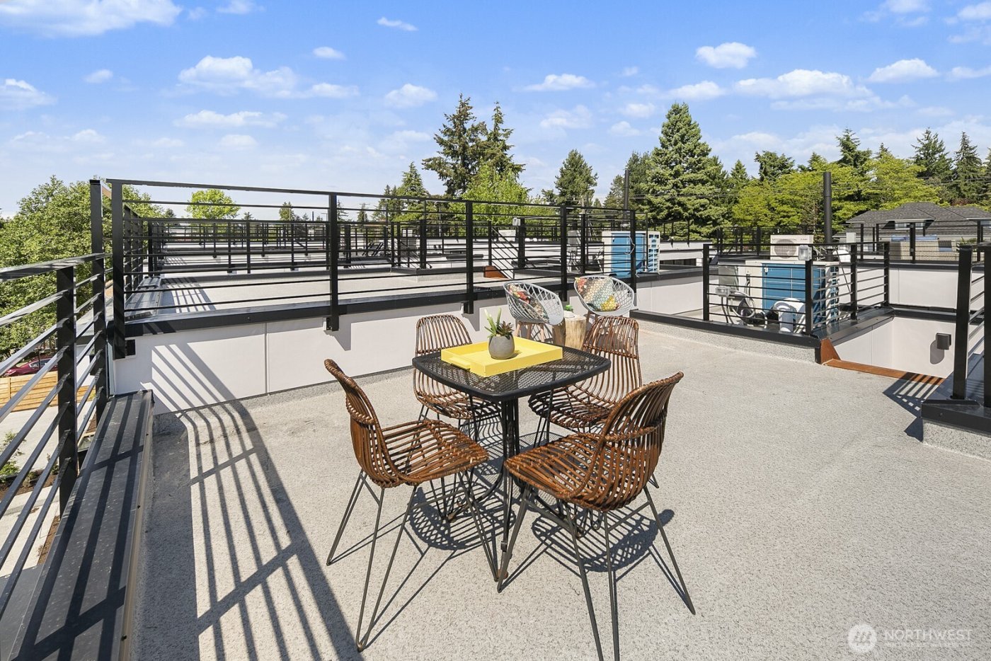 8831 B Wallingford Avenue N, Seattle, WA 98103