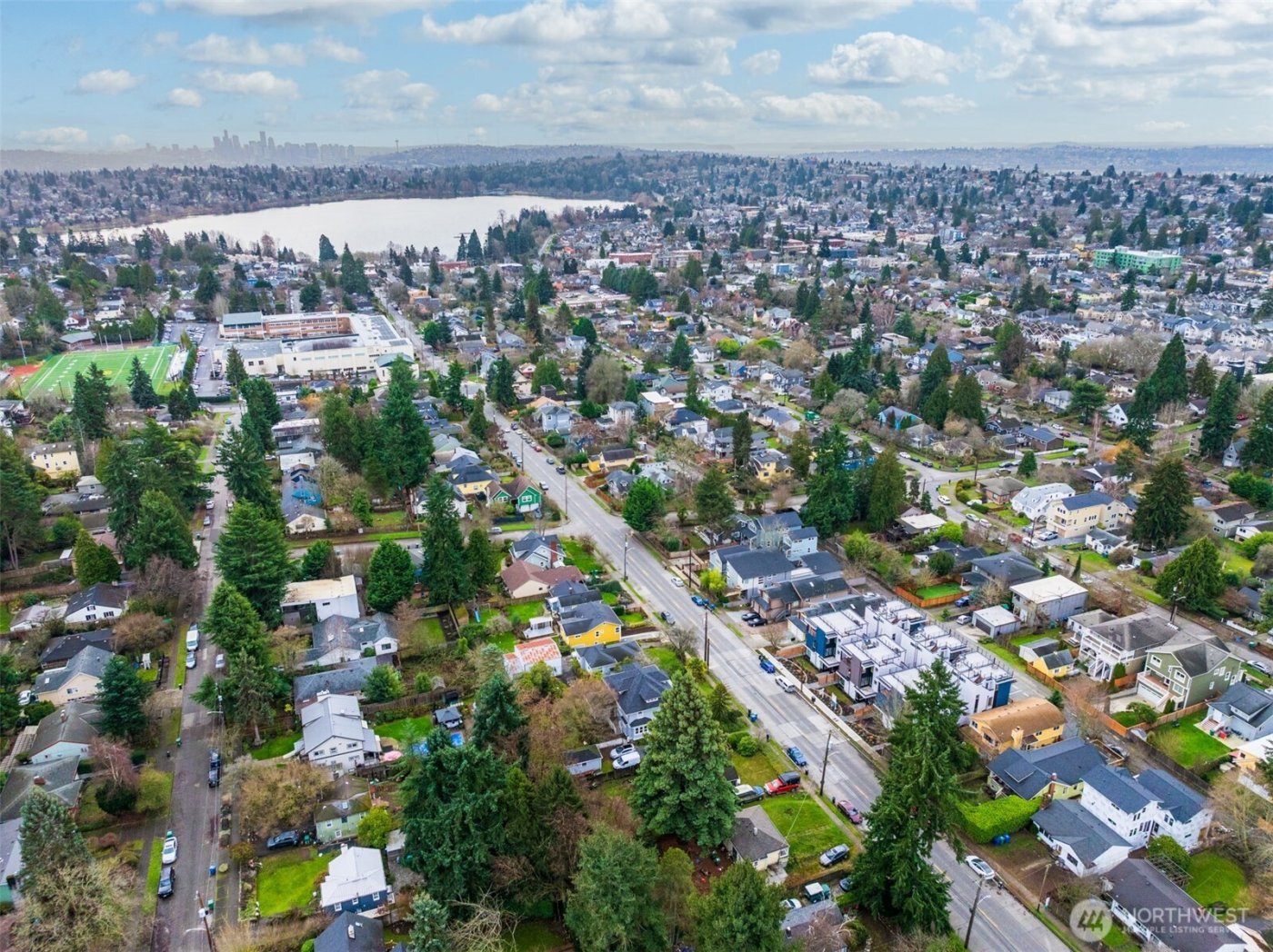 8831 B Wallingford Avenue N, Seattle, WA 98103