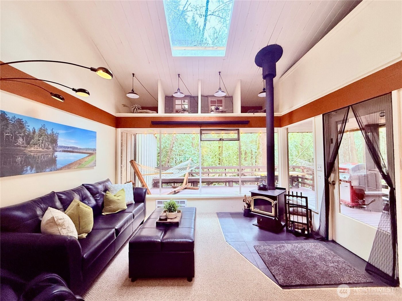 741 E Promontory Road , Shelton, WA 98584