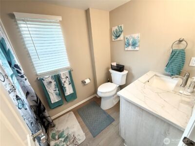 11049 18th Avenue SW, Seattle, WA 98146 - Photo 9