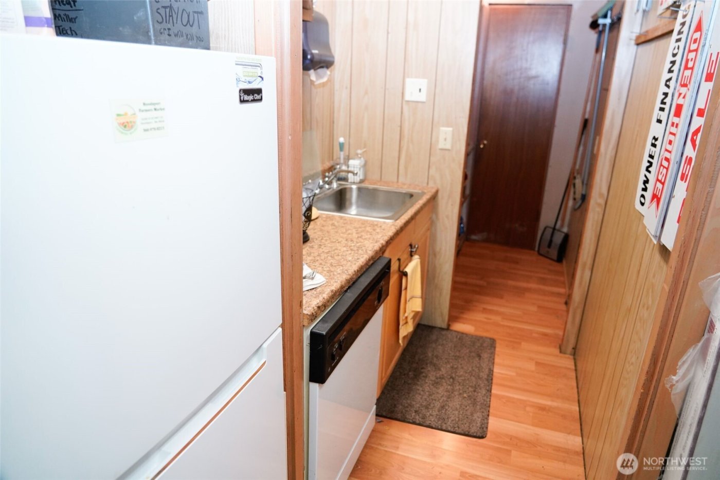 24113 N US Highway 101 , Hoodsport, WA 98548